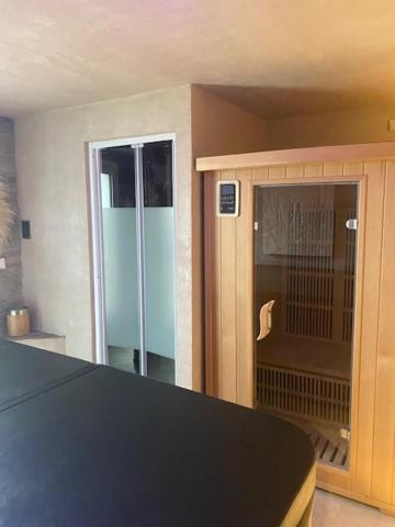 Foissac  Villa Spa Piscine : Entre Mer Et Montagne מראה חיצוני תמונה